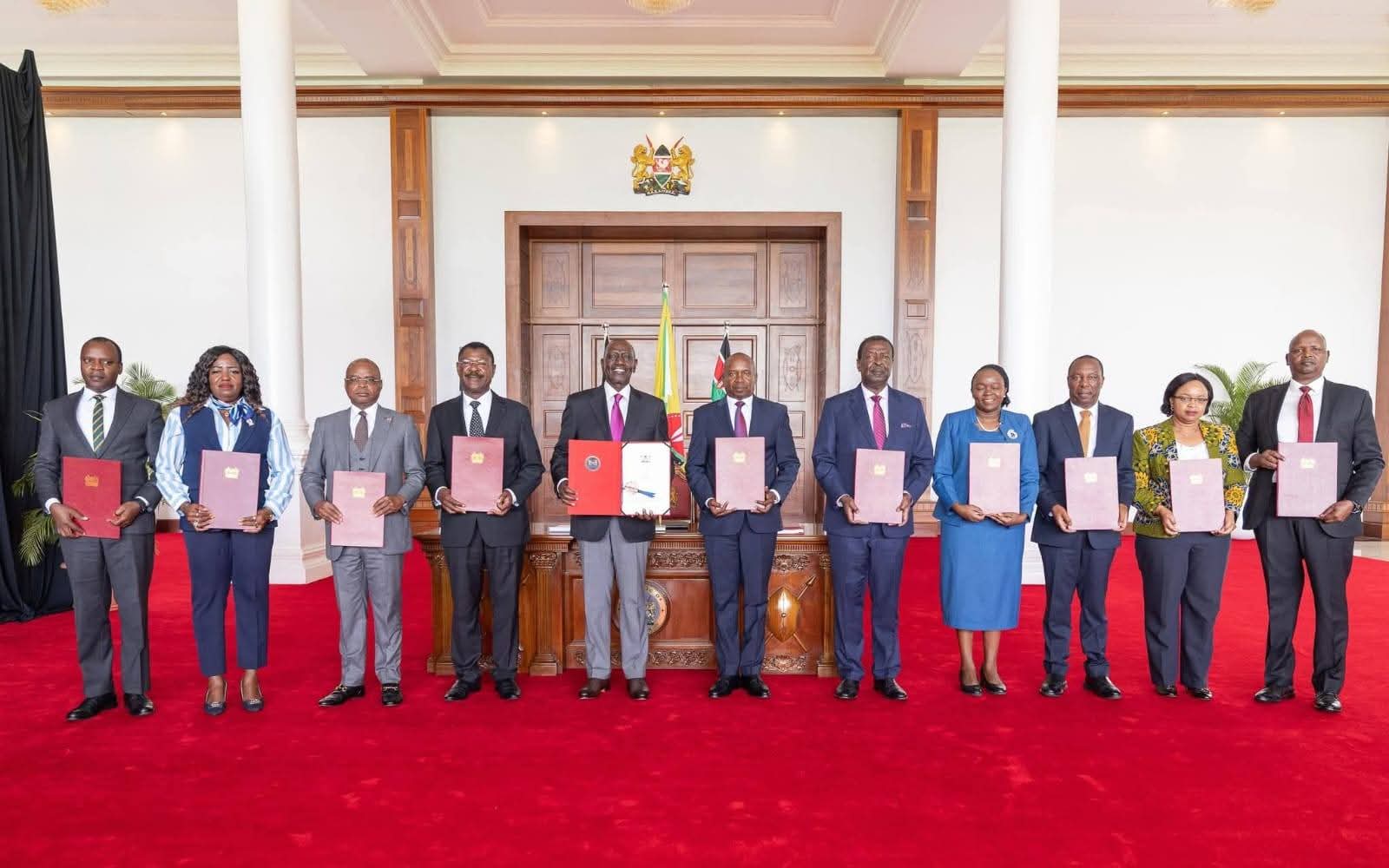 H.E President William Ruto and ministry officials during the signing ceremony of the Forest Conservation and Management Act to law.
