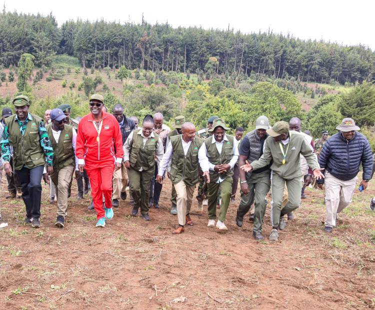 Gorvernment officials led by Deputy president Prof. Kithure Kindiki at the Kaptagat fencing project.